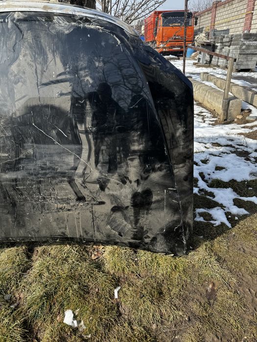 Капот камри 55, черного цвета