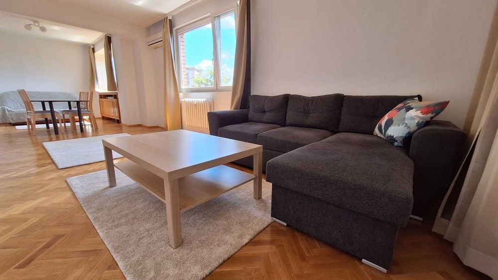 Дава се под наем Четиристаен апартамент в София, Център - 120 кв.м за 849 € - Снимка #1