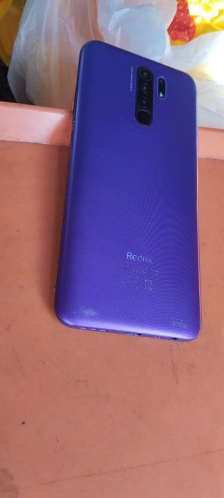 Продам Redmi 9. 64gb.