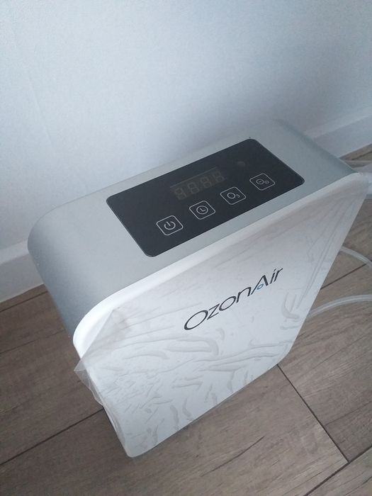 Озонатор, очиститель воздуха