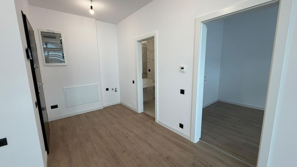 Proprietar \ ONE NORTH LOFTS \ Pozitionare Vest catre rep. PORSCHE