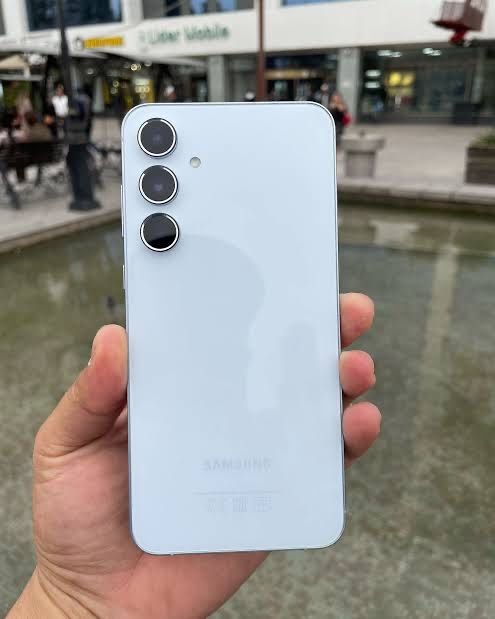 Samsung A55 128gb (новый)5G