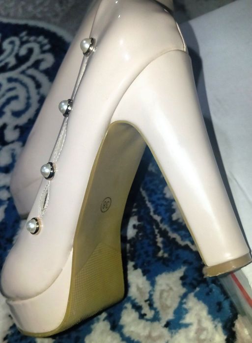 Женские туфли 38