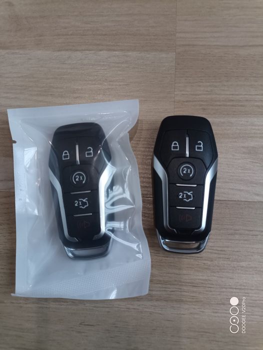 Ключ за Ford Mustang keylessgo 903 mhz