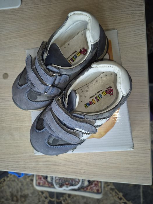 Кроссовки б/у  р-25 Турция