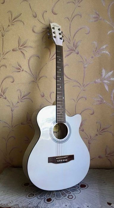 Elitaro E4010 WH - guitar ...