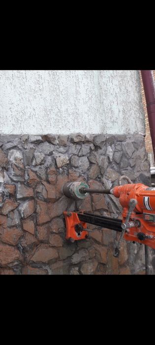 Алмазное сверление.