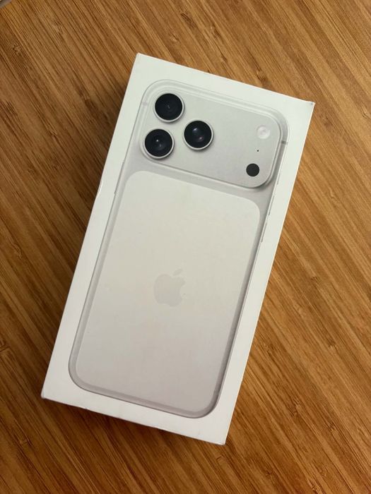 Iphone 17 ProMax Silver FULL BOX