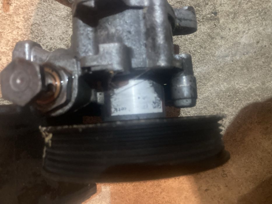 Хидравлична Помпа ОМ 272 и 273