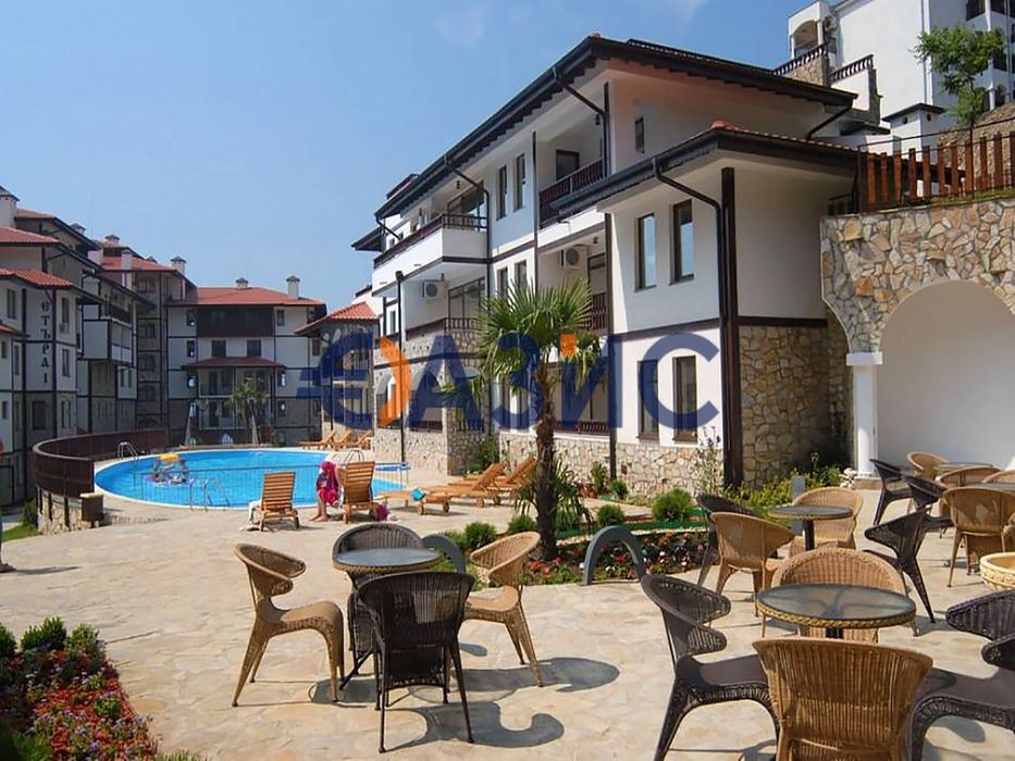 Продава се Двустаен апартамент в Свети Влас - 78 кв.м за 589 €/кв.м - Снимка #9