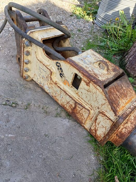 Picon / Ciocan Hidraulic Excavator Mare S250 E11 - 1650 Euro