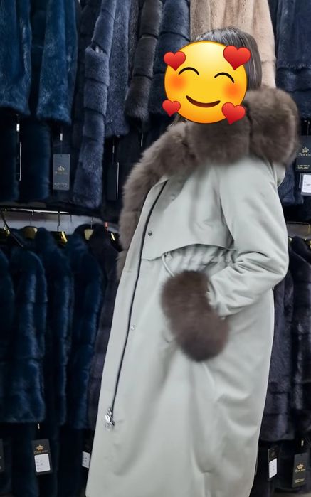 Продам парку натуральный мех