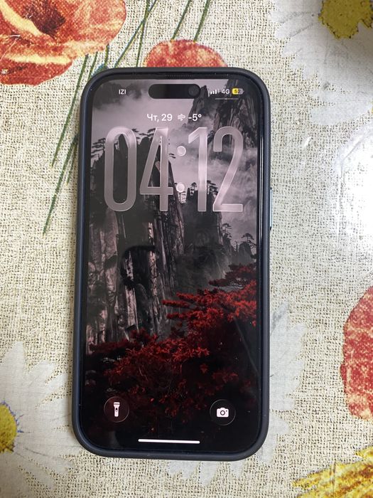 Айфон  15 256 акб 100