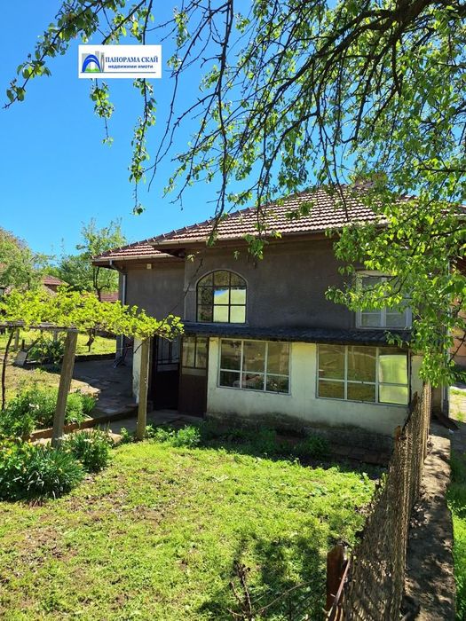 Продава се Къща в с. Гривица, Област Плевен - 172 кв.м за 669 €/кв.м - Снимка #1