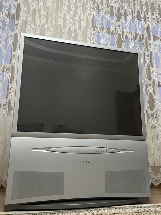 Продается телевизор в рабочем состояний