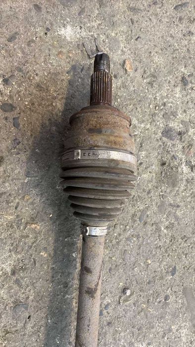 Задна лява полуоска, Сузуки Гранд Витара 2,4 бензин, след 2005 г.