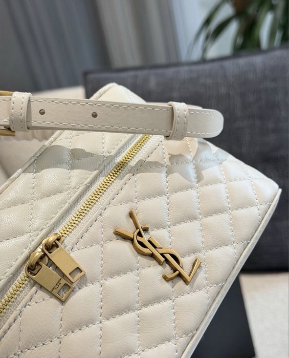Geanta Ysl Vaniry piele naturala pe stoc