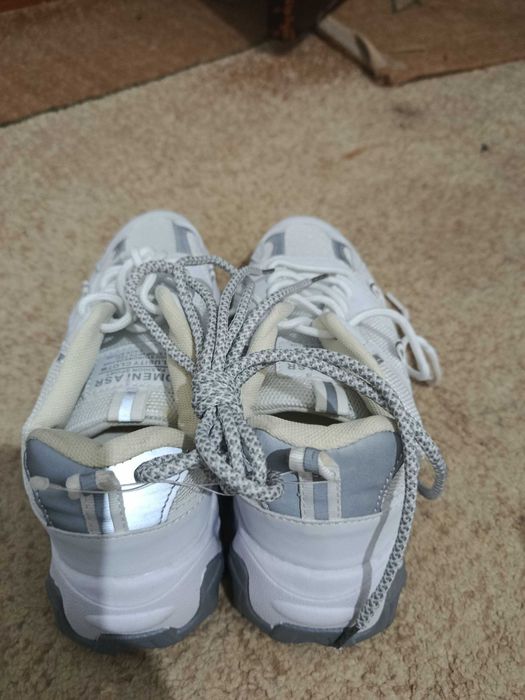 Кросовки корейские