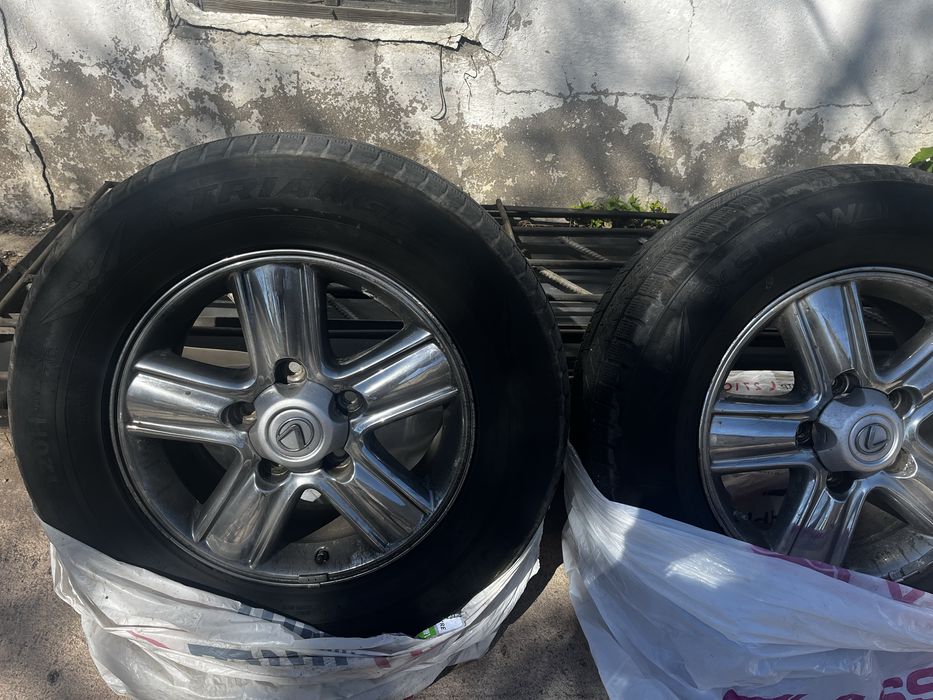 Продам диски с резиной лексус