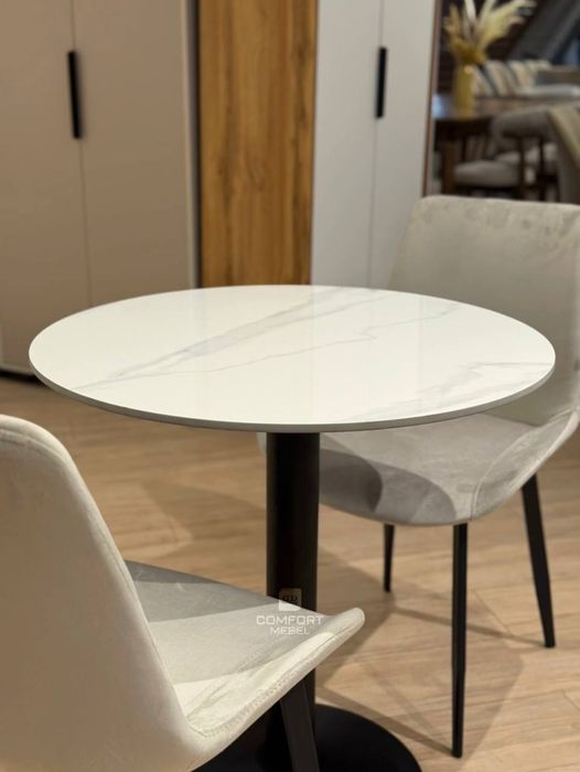 Комплект стол стульяв