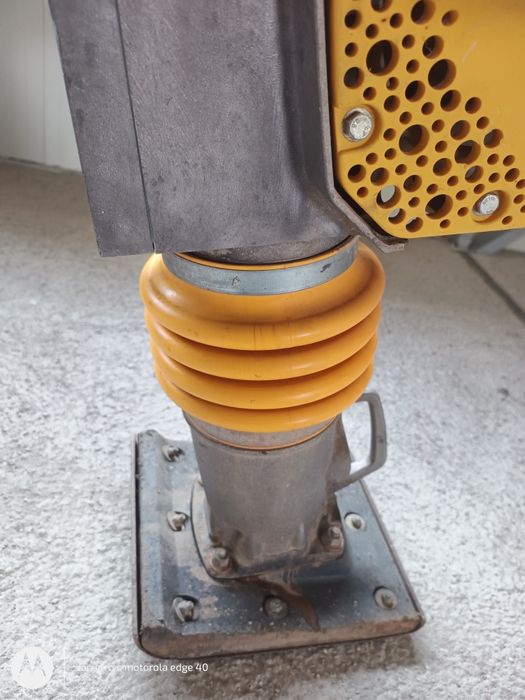 Трамбовки Bomag BT 65, BT58  и вибро плоча Mikasa MVH 120 GRA