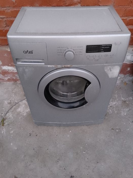 Кир мошина ишлейди