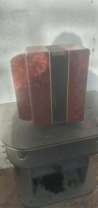 Баян советский кнопочный