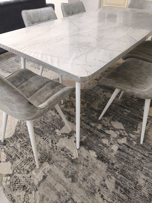 Комплект стол стулья 120000тг