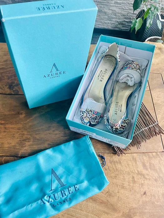 Дамски обувки AZUREE