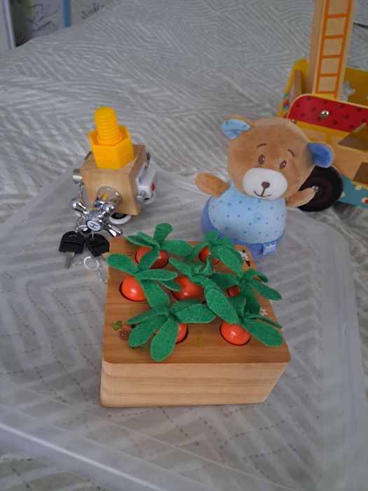 Дървени детски играчки от 6 месеца до 2 год.
