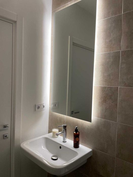 Oglinda cu LED - Lavoar - Baterie (tot ce se vede in poza - 1200)