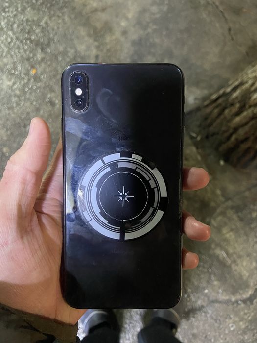 Iphone xs max 256 tali.