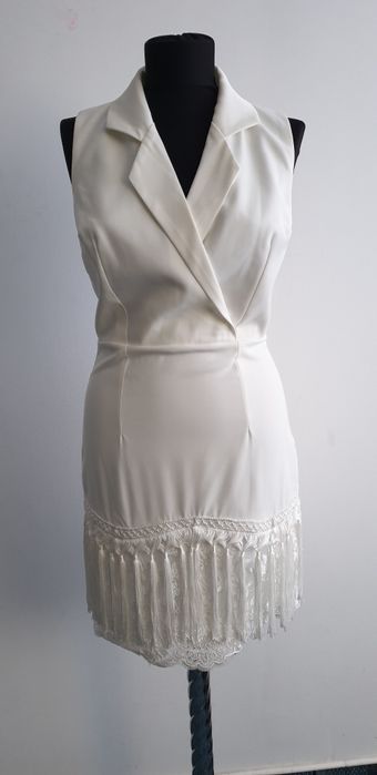 Rochie alba tip sarafan cu franjuri