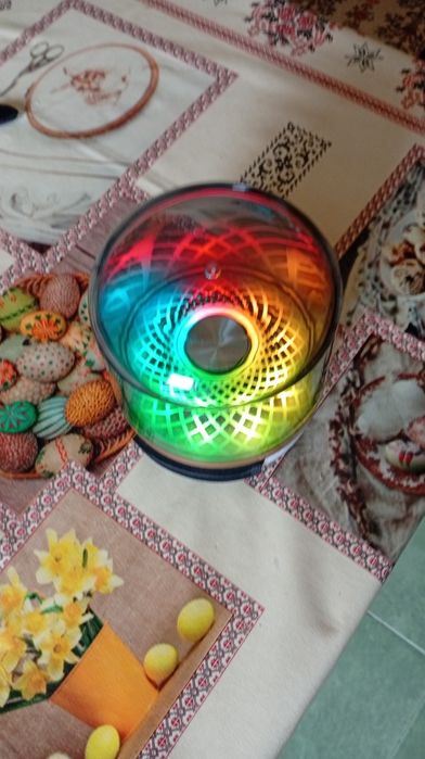Vând boxa portabila
