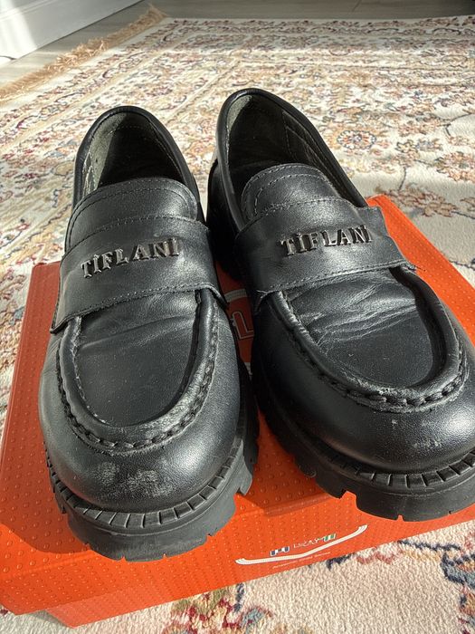Туфли школьные от Tiflani