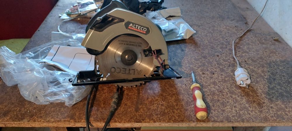 Продам пилу Alteco
