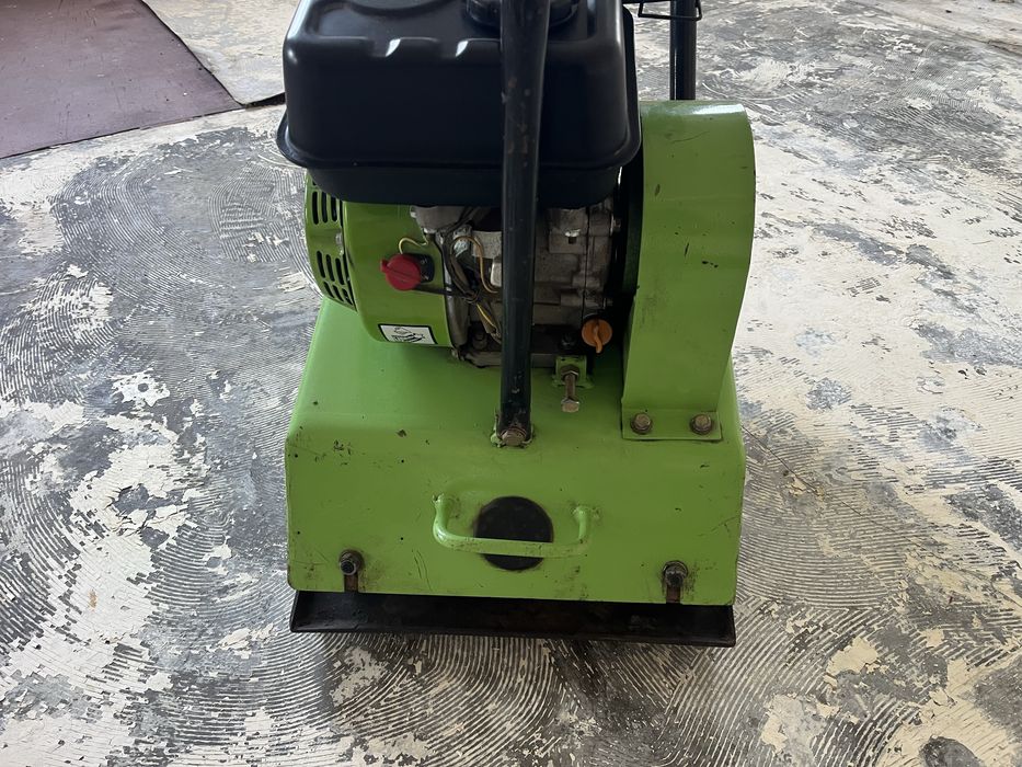 Placa vibratoare Zipper 90kg