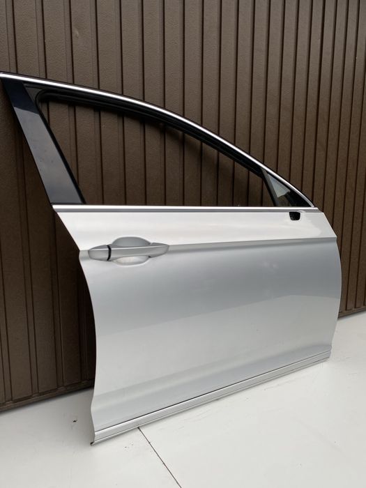 Usa dr fata vw Passat B8 cod culoare LA7W 2015-2020