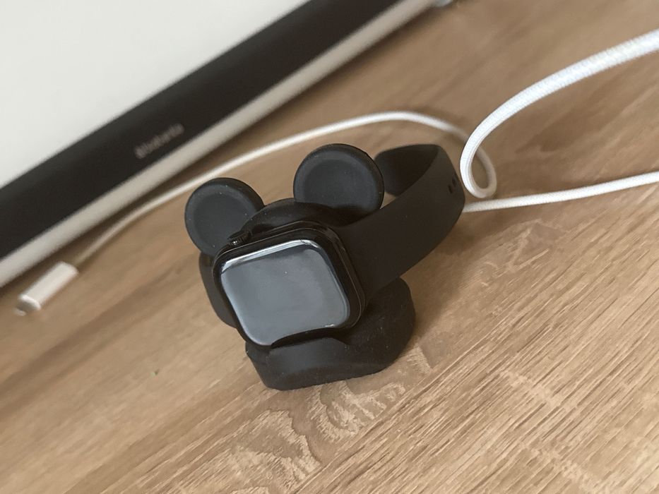 Apple Watch S10 GPS 42mm Jet Black Alu Case with Black Sport Band - S/M
