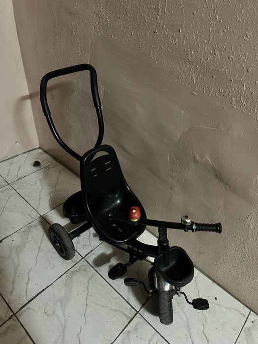 Продается велоколяска