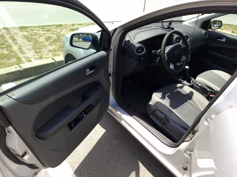 FORD Focus 0 — imagine 5