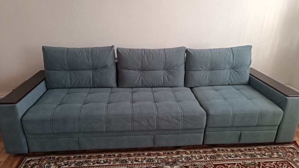 продам диван 3 м
