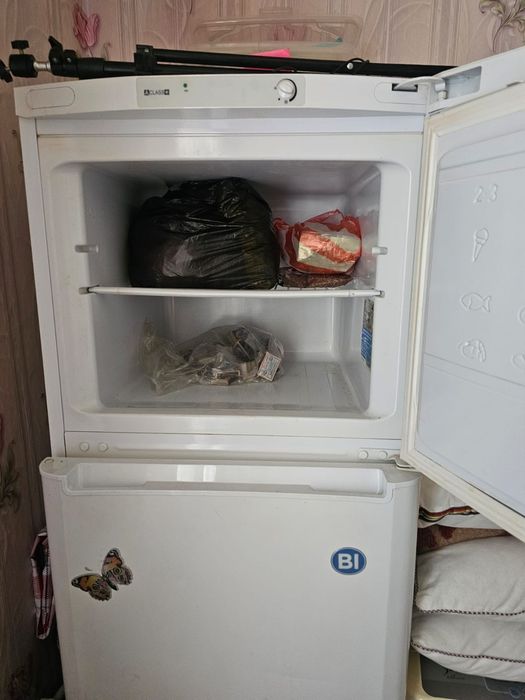 Холодильник б/у в хорошем состоянии