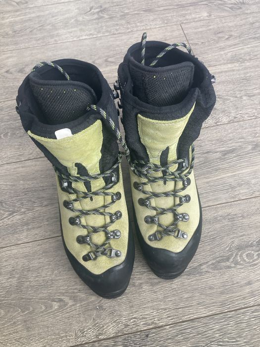 Bocanci iarna Lowa 40 prindere coltari