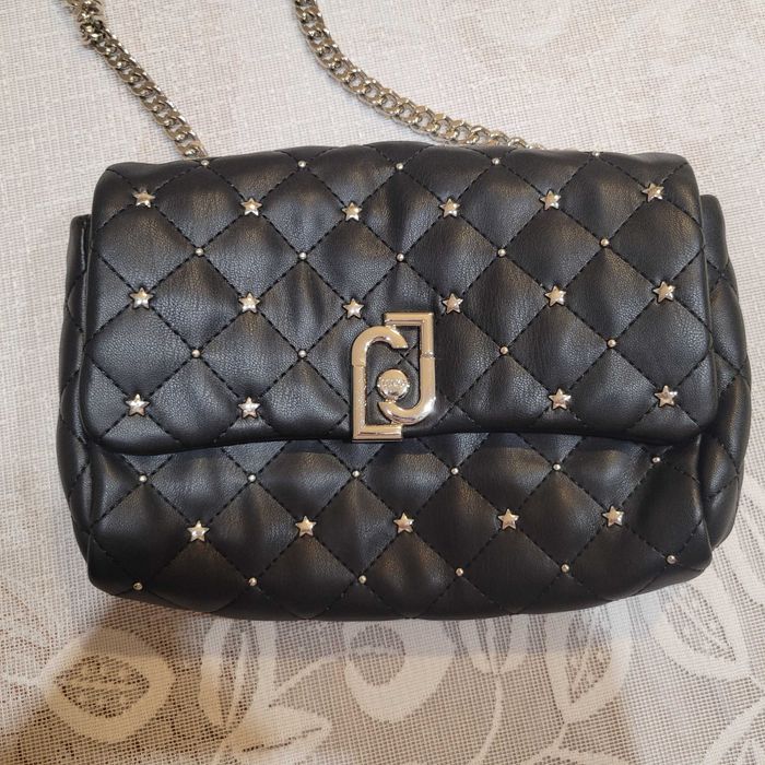 Liu Jo черна чанта с кросбоди дръжка