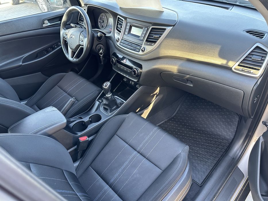 Hyundai Tucson 1.7 CRDi 2017 | rate | garantie 12 luni