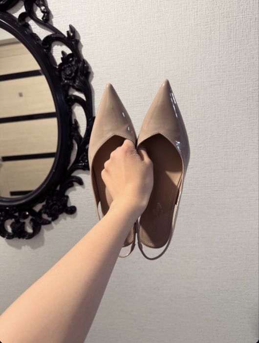 продам лодочки 36-37р