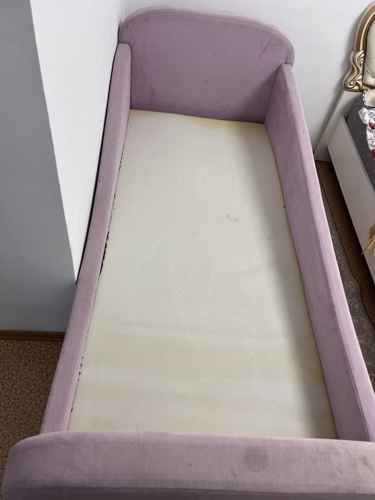 Кровать продам срочно