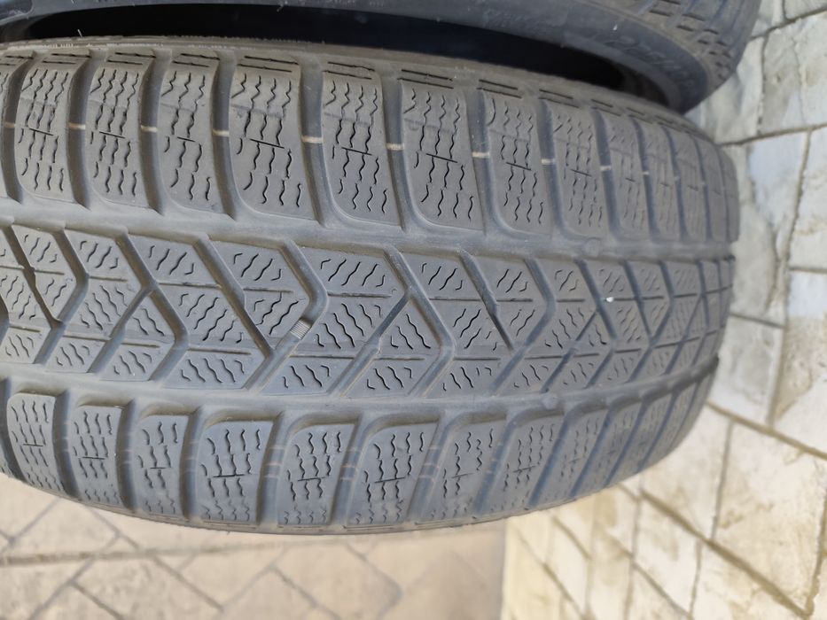 Зимни гуми PIRELLI 225/40/19 Sotto zero 3
