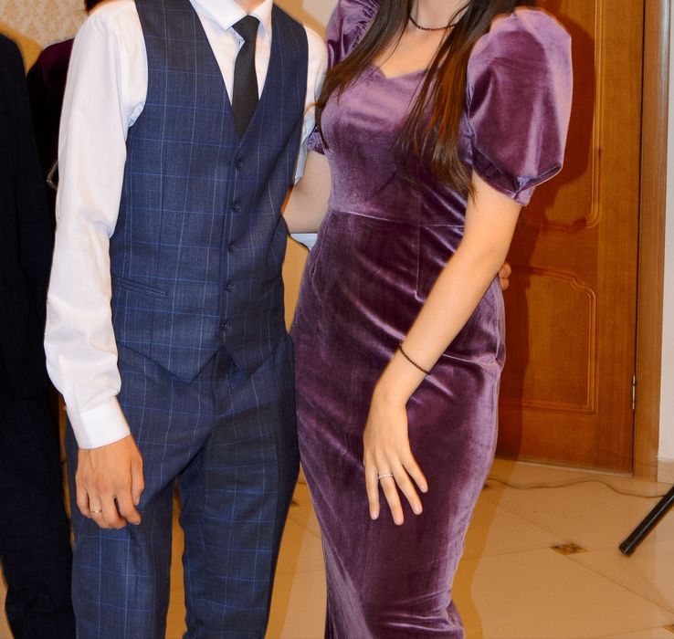 Вечерние платья по 6000